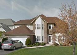 Pre-foreclosure in  N SUMMERFIELDS DR Gurnee, IL 60031
