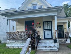 Pre-foreclosure in  GRAND AVE Louisville, KY 40210