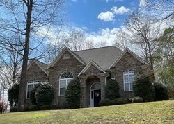 Pre-foreclosure in  SILVERBELL CIR Bessemer, AL 35022