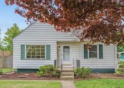 Pre-foreclosure in  SHERMAN AVE South Bend, IN 46616