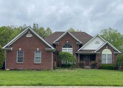 Pre-foreclosure in  AUTUMN HILL TRL New Albany, IN 47150