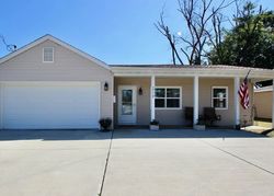 Pre-foreclosure in  N 8TH ST Pekin, IL 61554