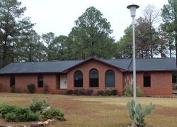 Pre-foreclosure in  CHATEAU DR Albany, GA 31721