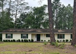 Pre-foreclosure Listing in COLONIAL DR BAXLEY, GA 31513