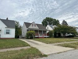 Pre-foreclosure in  BRUNSWICK AVE Maple Heights, OH 44137