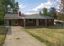 Pre-foreclosure in  JANICE DR Fairfield, OH 45014