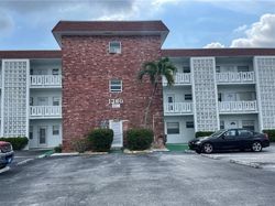 Pre-foreclosure in  NW 43RD TER  Fort Lauderdale, FL 33313