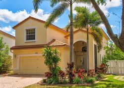 Pre-foreclosure in  NW 38TH DR Pompano Beach, FL 33067