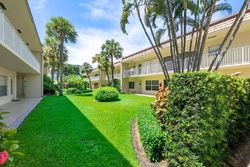 Pre-foreclosure in  SNUG HARBOR DR APT F1 Boynton Beach, FL 33435