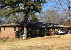 Pre-foreclosure in  41ST AVE NE Tuscaloosa, AL 35404