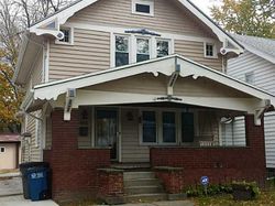Pre-foreclosure in  WILLYS PKWY Toledo, OH 43612