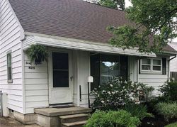 Pre-foreclosure in  CHIPPLEGATE RD Toledo, OH 43614