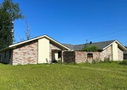 Pre-foreclosure in  E HOLLY HILL CIR Westlake, LA 70669