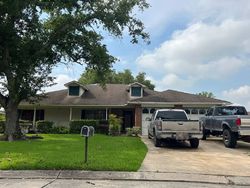 Pre-foreclosure in  MARION DR La Place, LA 70068