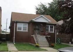 Pre-foreclosure in  LAKEVIEW AVE Whiting, IN 46394