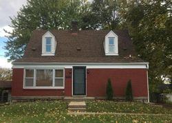 Pre-foreclosure in  JEFFERSON AVE Louisville, KY 40291