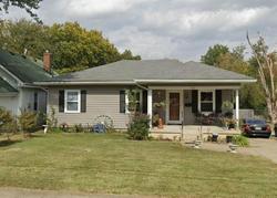 Pre-foreclosure in  E FRANCIS AVE Louisville, KY 40214