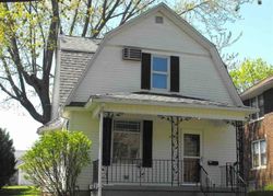 Pre-foreclosure in  ESPLANADE AVE Davenport, IA 52803