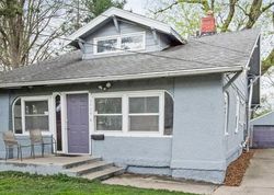 Pre-foreclosure in  BEAVER AVE Des Moines, IA 50310