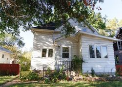 Pre-foreclosure in  FRANKLIN ST Waterloo, IA 50703