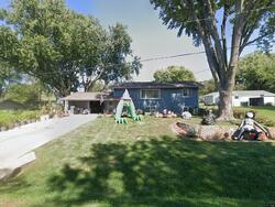 Pre-foreclosure in  GREEN VALLEY AVE Council Bluffs, IA 51503