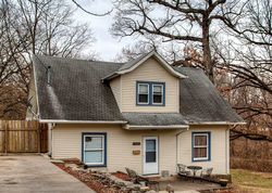 Pre-foreclosure in  34TH ST Des Moines, IA 50311