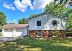Pre-foreclosure in  COUNTRY ACRES DR Danville, IA 52623