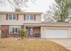 Pre-foreclosure in  WILLOW DR Des Moines, IA 50327