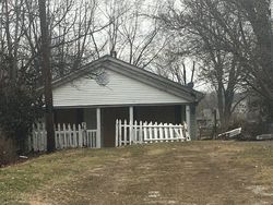 Pre-foreclosure in  W DOUGLAS ST Martinsville, IN 46151