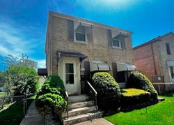 Pre-foreclosure in  N ODELL AVE Chicago, IL 60634