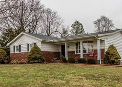 Pre-foreclosure in  GOLF COURSE RD Marion, IL 62959