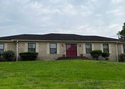 Pre-foreclosure in  DALEVIEW TER Chattanooga, TN 37411