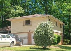 Pre-foreclosure in  CRESTKNOLL CIR Decatur, GA 30032
