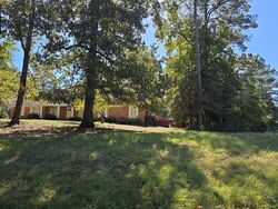 Pre-foreclosure in  TRINITY RD Dublin, GA 31021