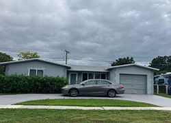 Pre-foreclosure in  NW 20TH ST Fort Lauderdale, FL 33313