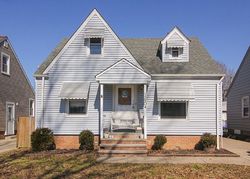 Pre-foreclosure in  CROSSBURN AVE Cleveland, OH 44135