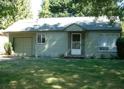 Pre-foreclosure in  LARSON WAY Vancouver, WA 98661