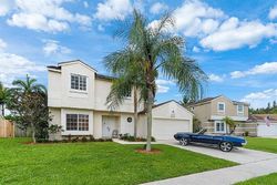 Pre-foreclosure in  MOSS POND DR Boca Raton, FL 33496