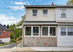 Pre-foreclosure in  MONTROSE AVE Reading, PA 19605