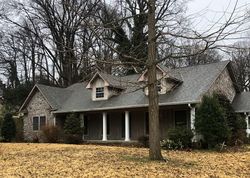 Pre-foreclosure in  WOODLAND DR Helena, AR 72342