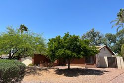 Pre-foreclosure in  N 49TH PL Scottsdale, AZ 85254