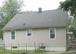 Pre-foreclosure in  W HILE RD Muskegon, MI 49441