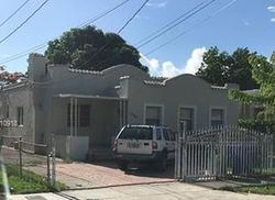 Pre-foreclosure in  SW 20TH AVE Miami, FL 33135