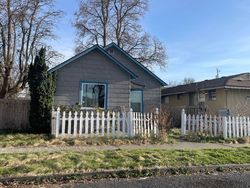 Pre-foreclosure in  E SANSON AVE Spokane, WA 99207