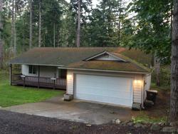Pre-foreclosure in  CLEARVIEW CT SE Yelm, WA 98597