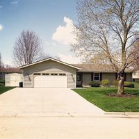 Pre-foreclosure in  WOODSIDE DR Seymour, WI 54165