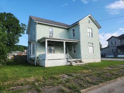 Pre-foreclosure in  W 2ND AVE Derry, PA 15627