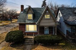 Pre-foreclosure in  ROSELAWN ST Detroit, MI 48238
