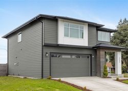 Pre-foreclosure in  S HOSMER ST Tacoma, WA 98418