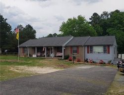 Pre-foreclosure in  RIVER RD Petersburg, VA 23803